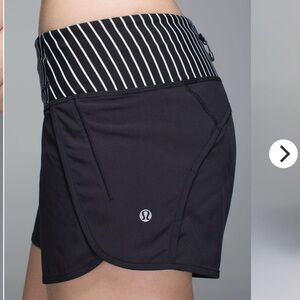 Lululemon Run Times 4 Way Stretch 4” Size 4